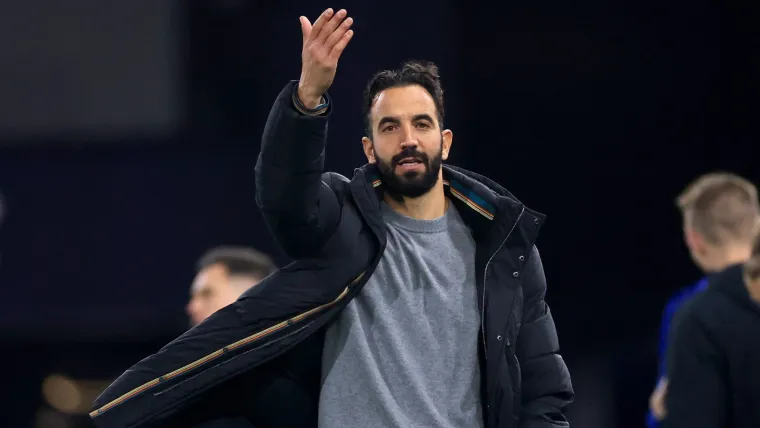 latest Manchester United news